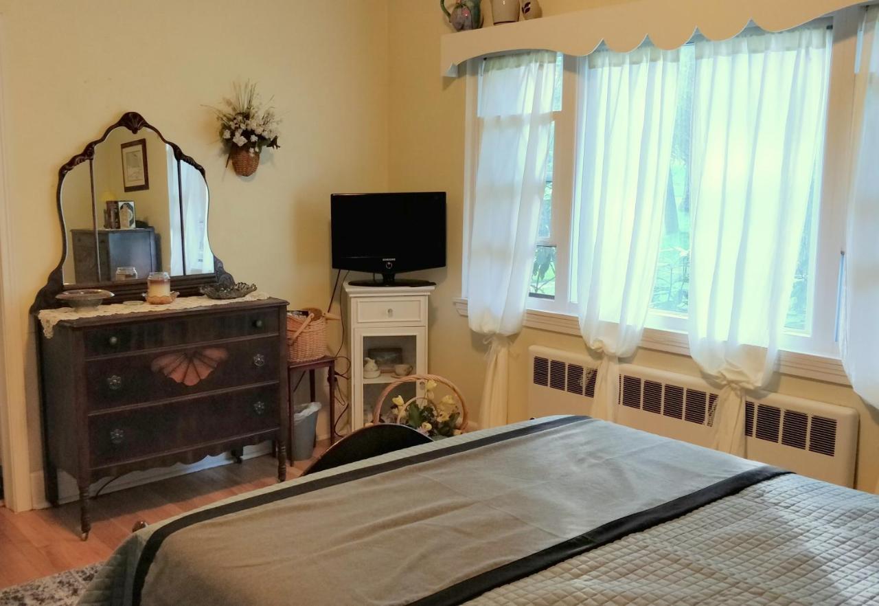 Maurrocks - A Pocono Mountains B&B Mount Pocono Bagian luar foto